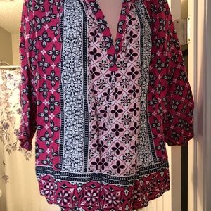 Crown & Ivy quarter length sleeve blouse. Size 2X. Very soft and comfortable.